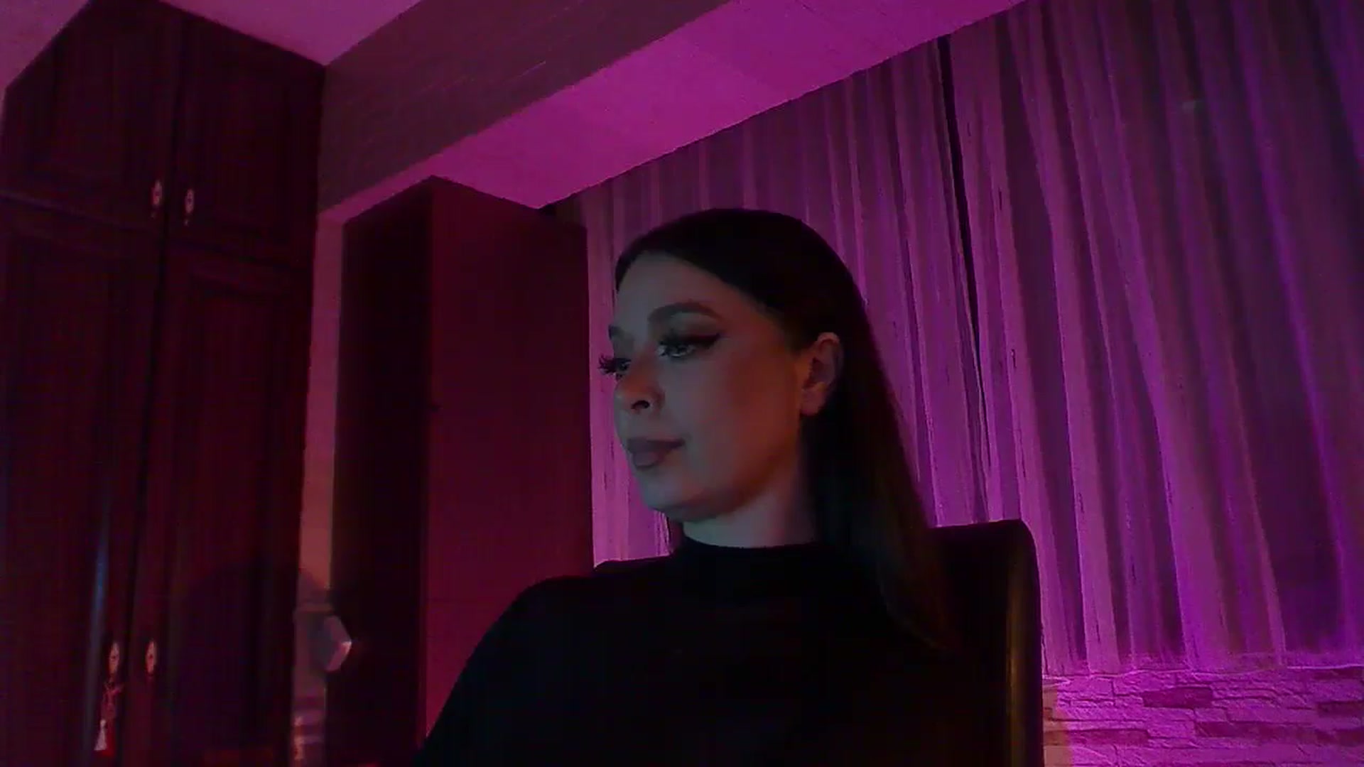 Gallery image thumbnail from No_bo_dy's myfreecams stream on, 05/04/2026, 03:48 image 11 of 20
