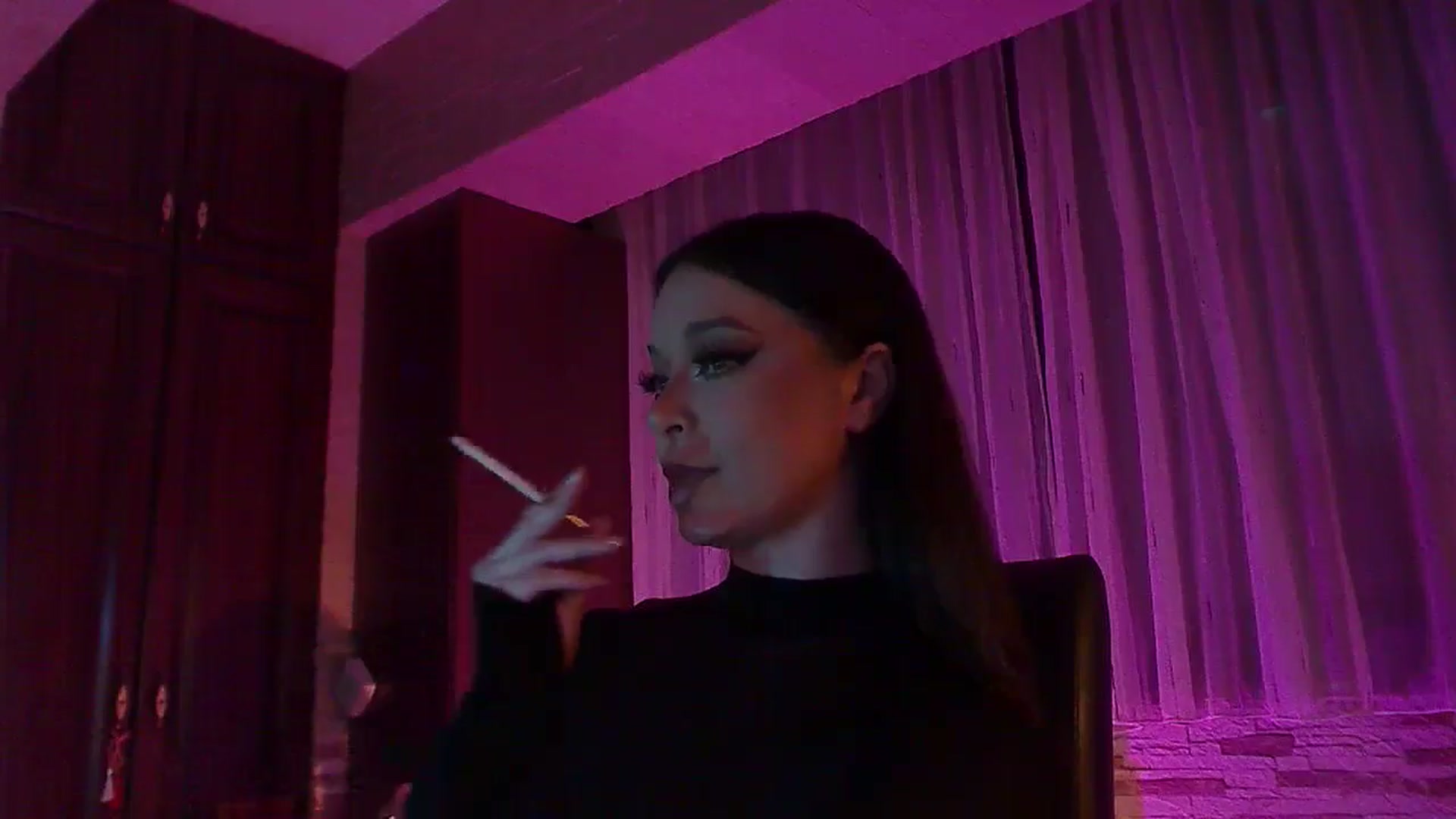 Gallery image thumbnail from No_bo_dy's myfreecams stream on, 05/04/2026, 03:48 image 8 of 20