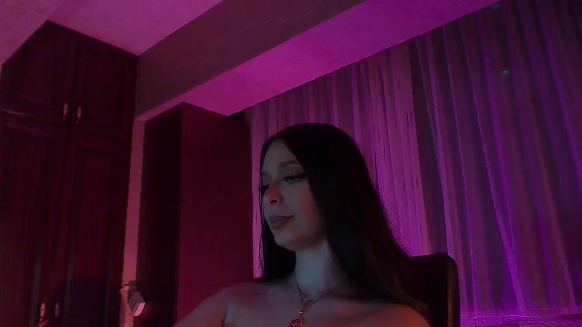 Gallery image thumbnail from No_bo_dy's myfreecams stream on, 05/09/2026, 01:30 image 5 of 20