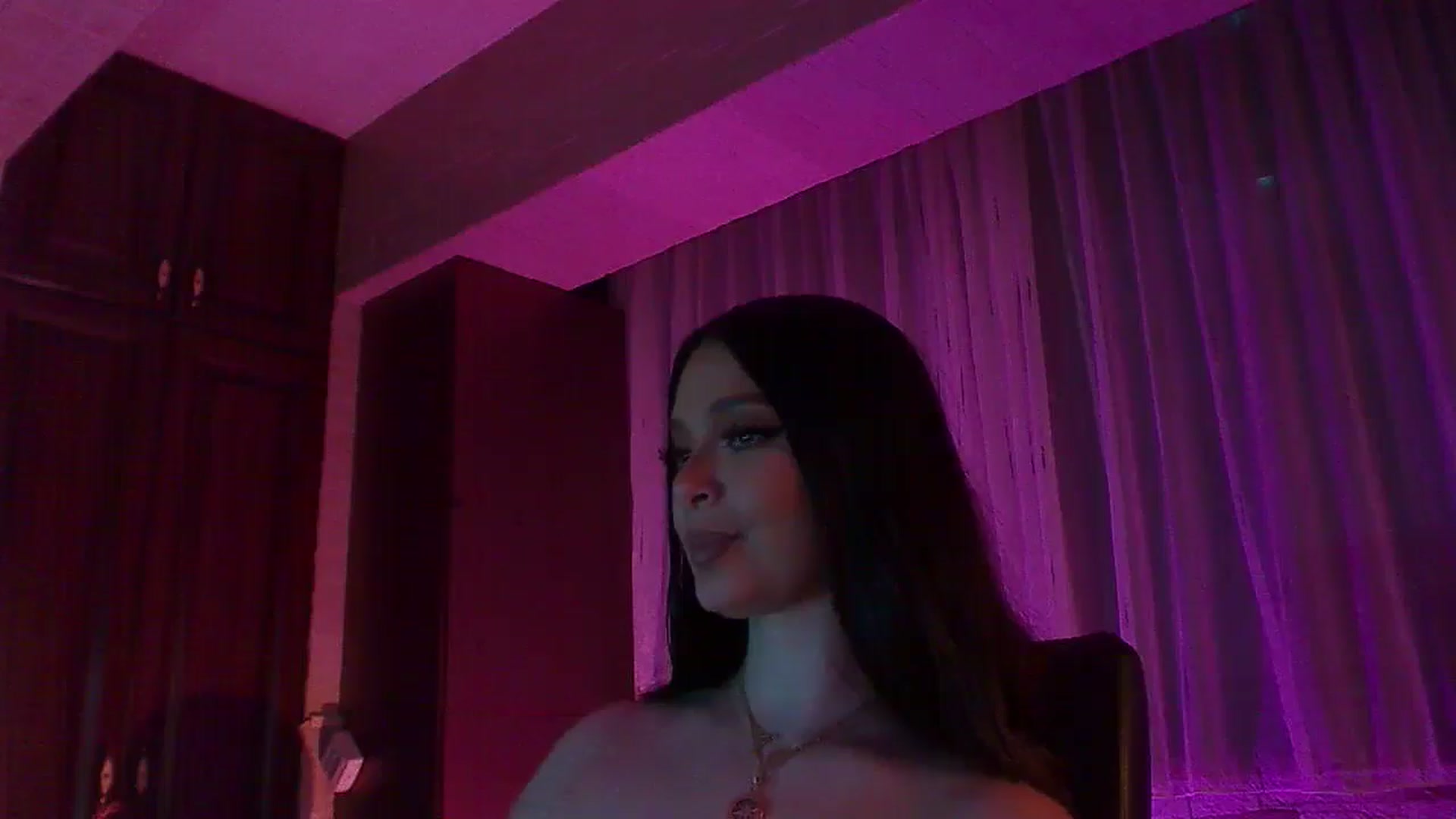 Gallery image thumbnail from No_bo_dy's myfreecams stream on, 05/09/2026, 01:30 image 3 of 20