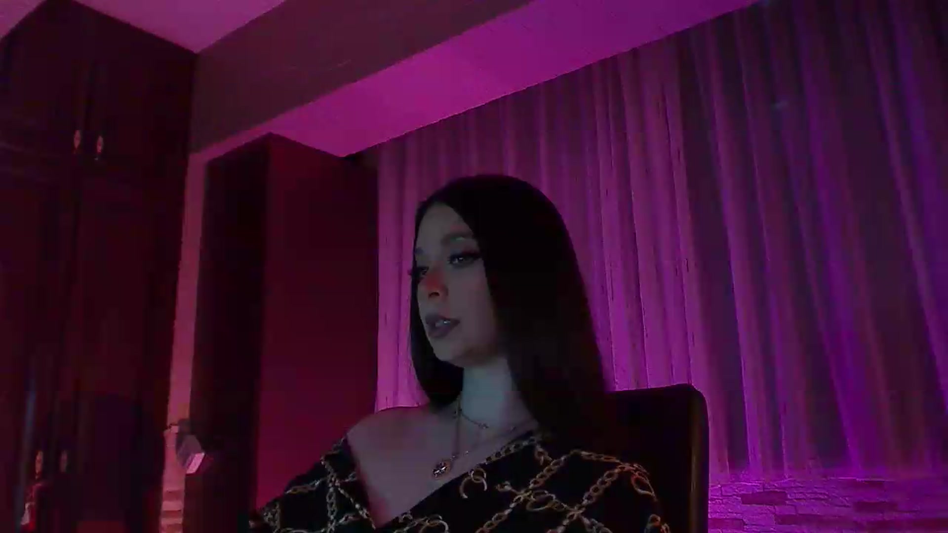 Gallery image thumbnail from No_bo_dy's myfreecams stream on, 05/16/2026, 24:00 image 17 of 20