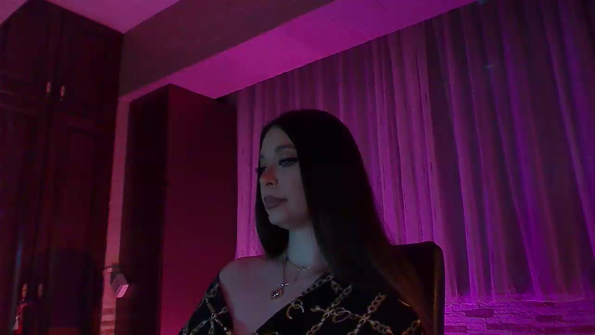 Gallery image thumbnail from No_bo_dy's myfreecams stream on, 05/16/2026, 24:00 image 18 of 20