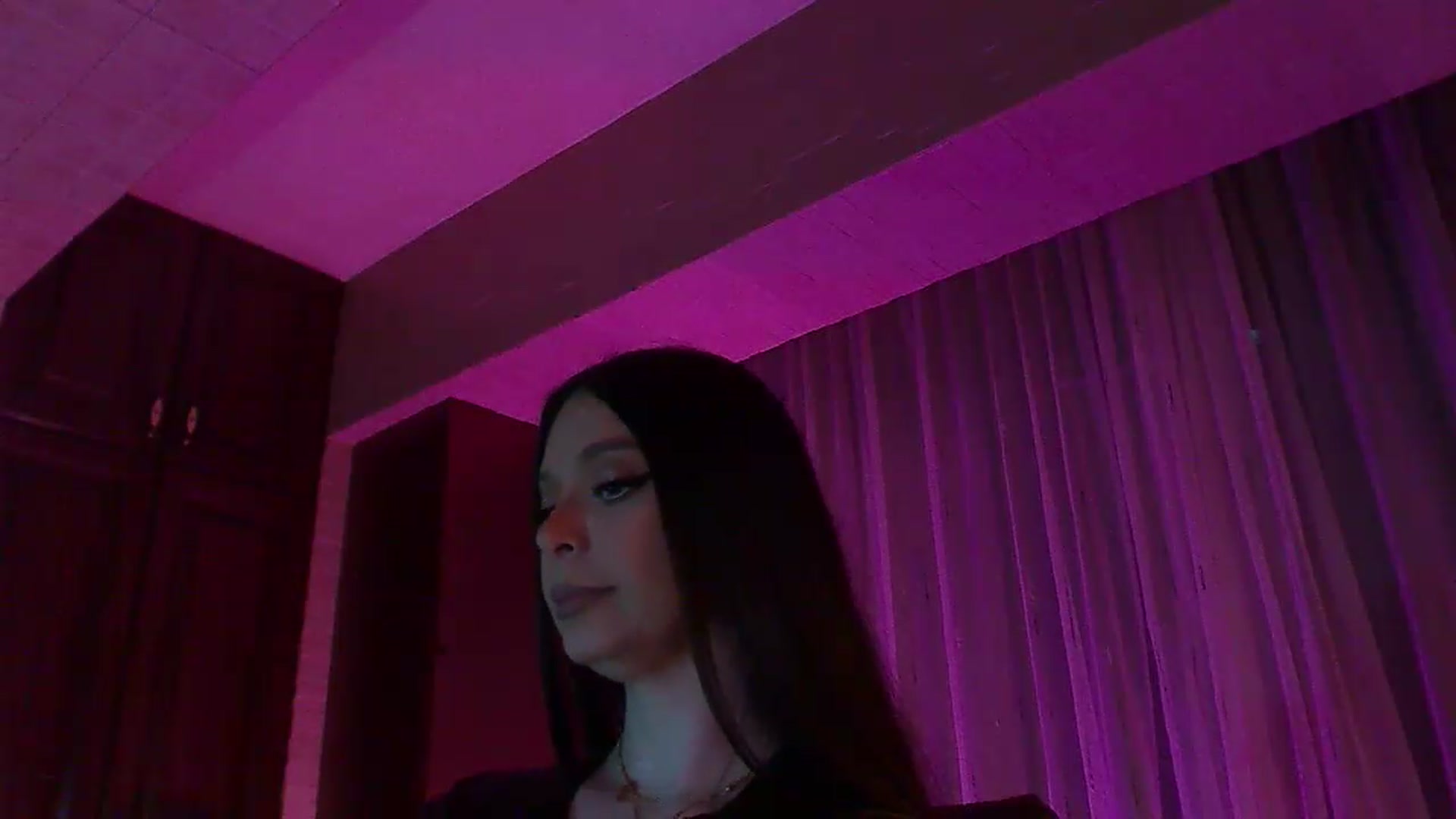 Gallery image thumbnail from No_bo_dy's myfreecams stream on, 05/24/2026, 24:52 image 8 of 20