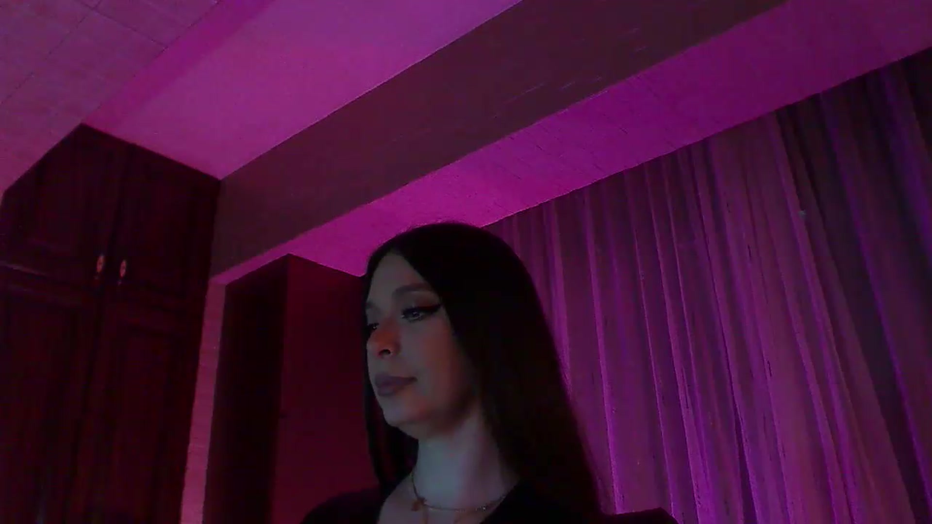 Gallery image thumbnail from No_bo_dy's myfreecams stream on, 05/24/2026, 24:52 image 7 of 20