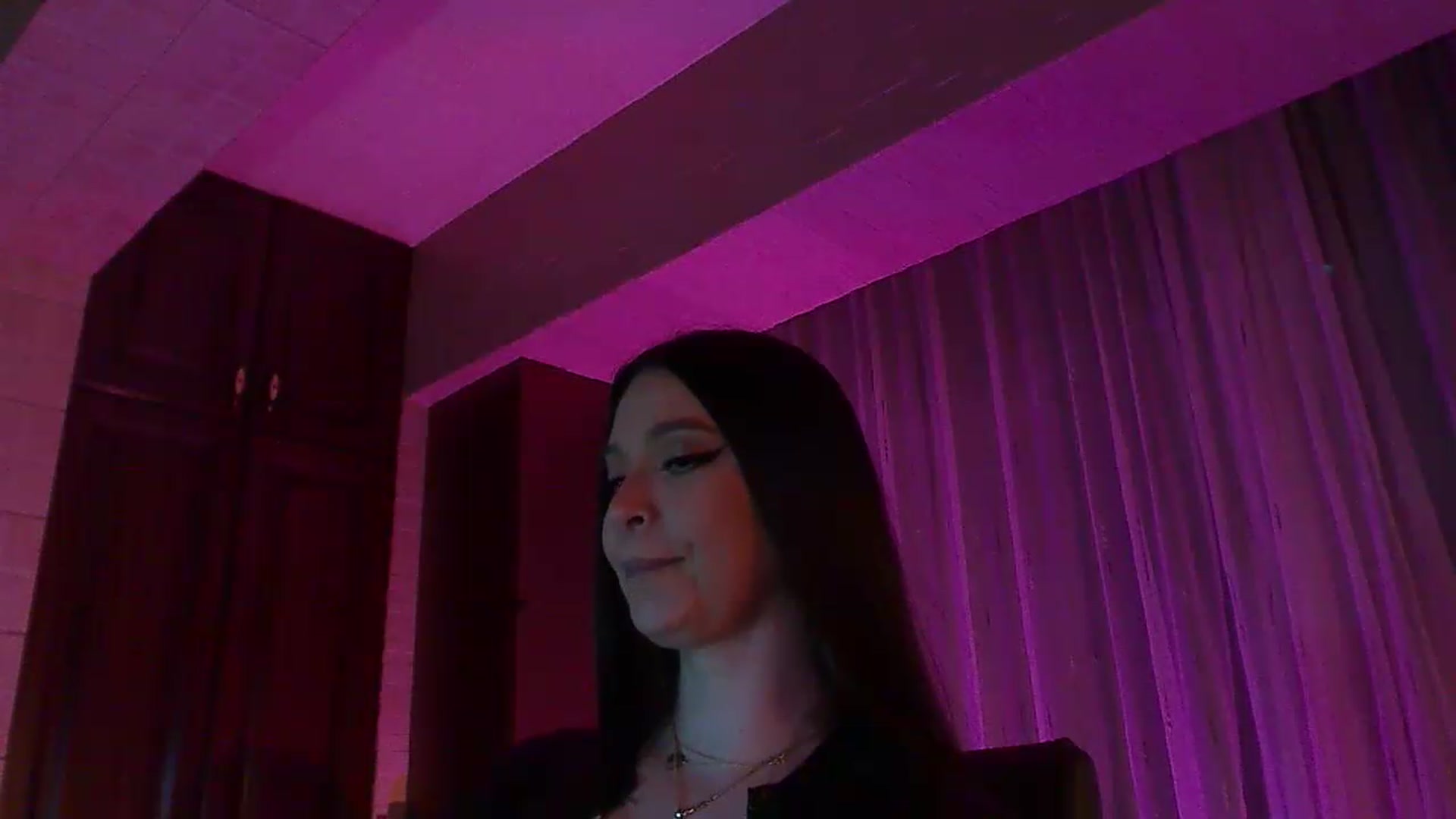 Gallery image thumbnail from No_bo_dy's myfreecams stream on, 05/24/2026, 03:21 image 18 of 20