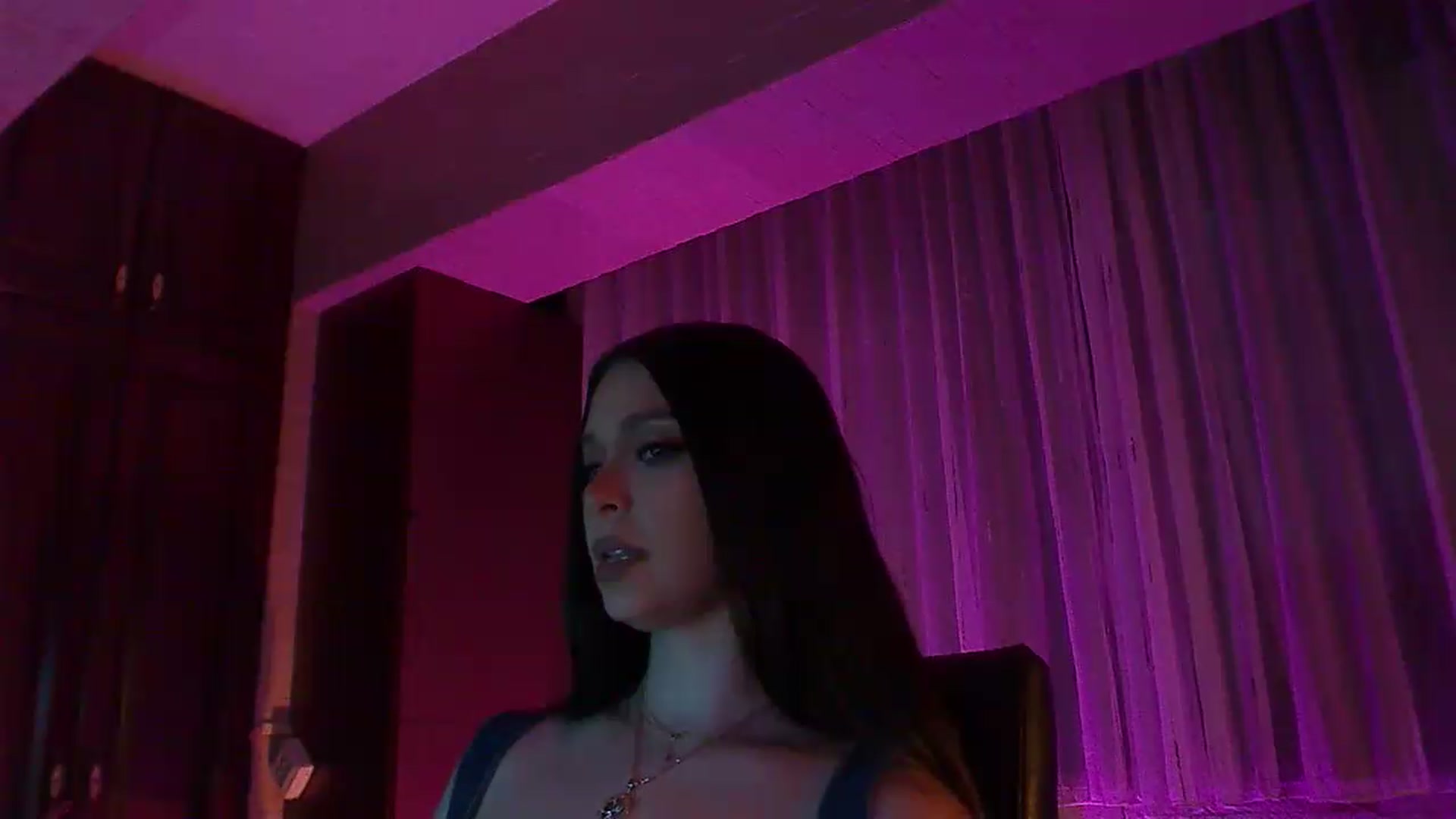 Gallery image thumbnail from No_bo_dy's myfreecams stream on, 05/25/2026, 03:21 image 4 of 20