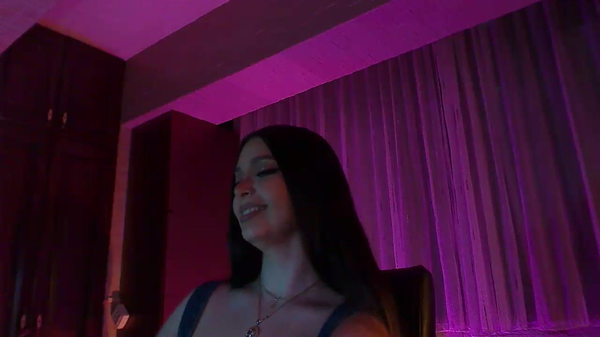 Gallery image thumbnail from No_bo_dy's myfreecams stream on, 05/25/2026, 03:21 image 8 of 20
