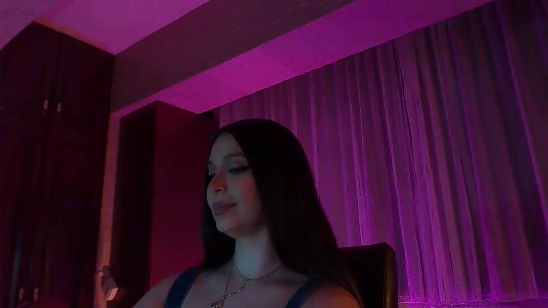 Gallery image thumbnail from No_bo_dy's myfreecams stream on, 05/25/2026, 03:21 image 3 of 20