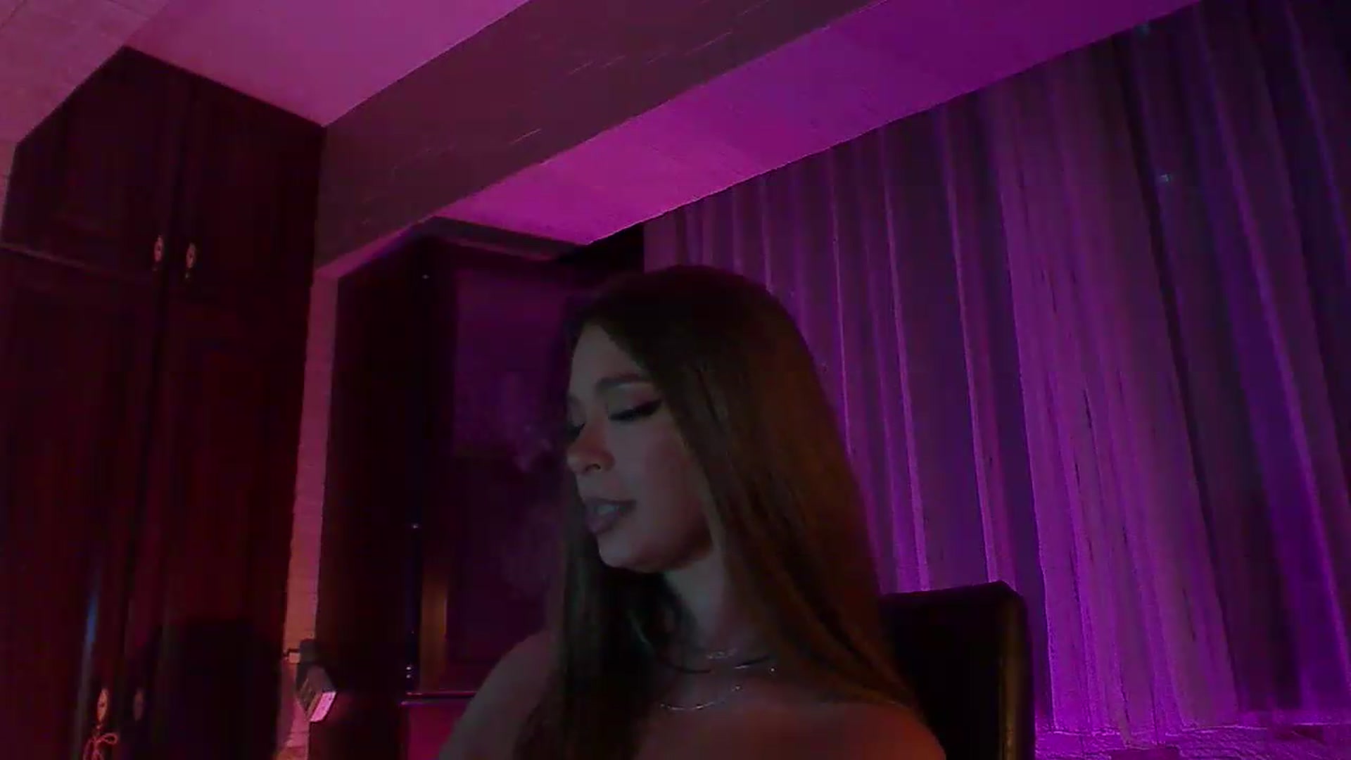 Gallery image thumbnail from No_bo_dy's myfreecams stream on, 06/20/2026, 24:00 image 20 of 20