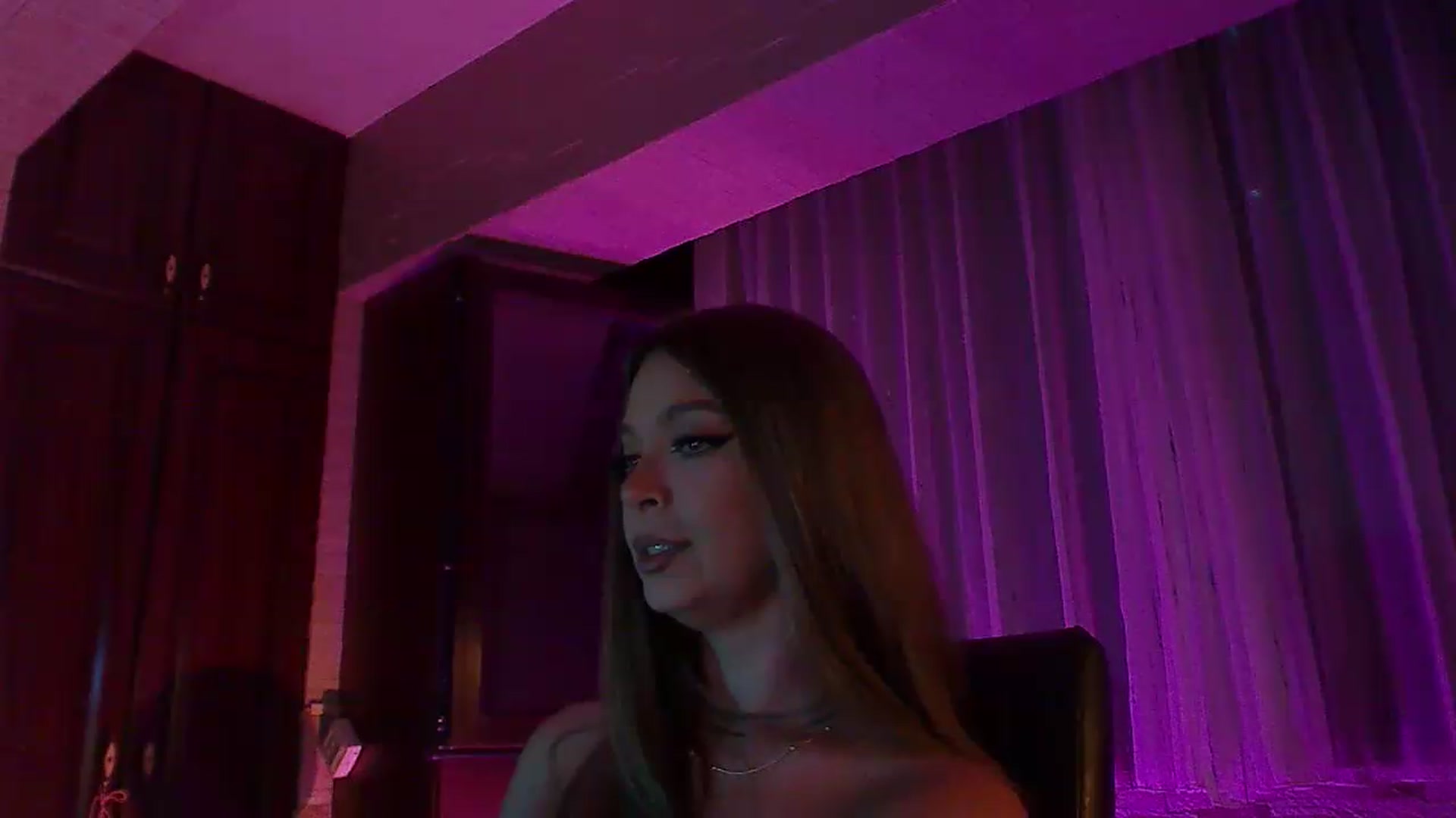 Gallery image thumbnail from No_bo_dy's myfreecams stream on, 06/20/2026, 24:00 image 9 of 20
