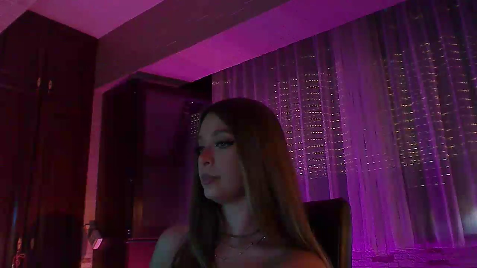 Gallery image thumbnail from No_bo_dy's myfreecams stream on, 06/20/2026, 03:07 image 9 of 20