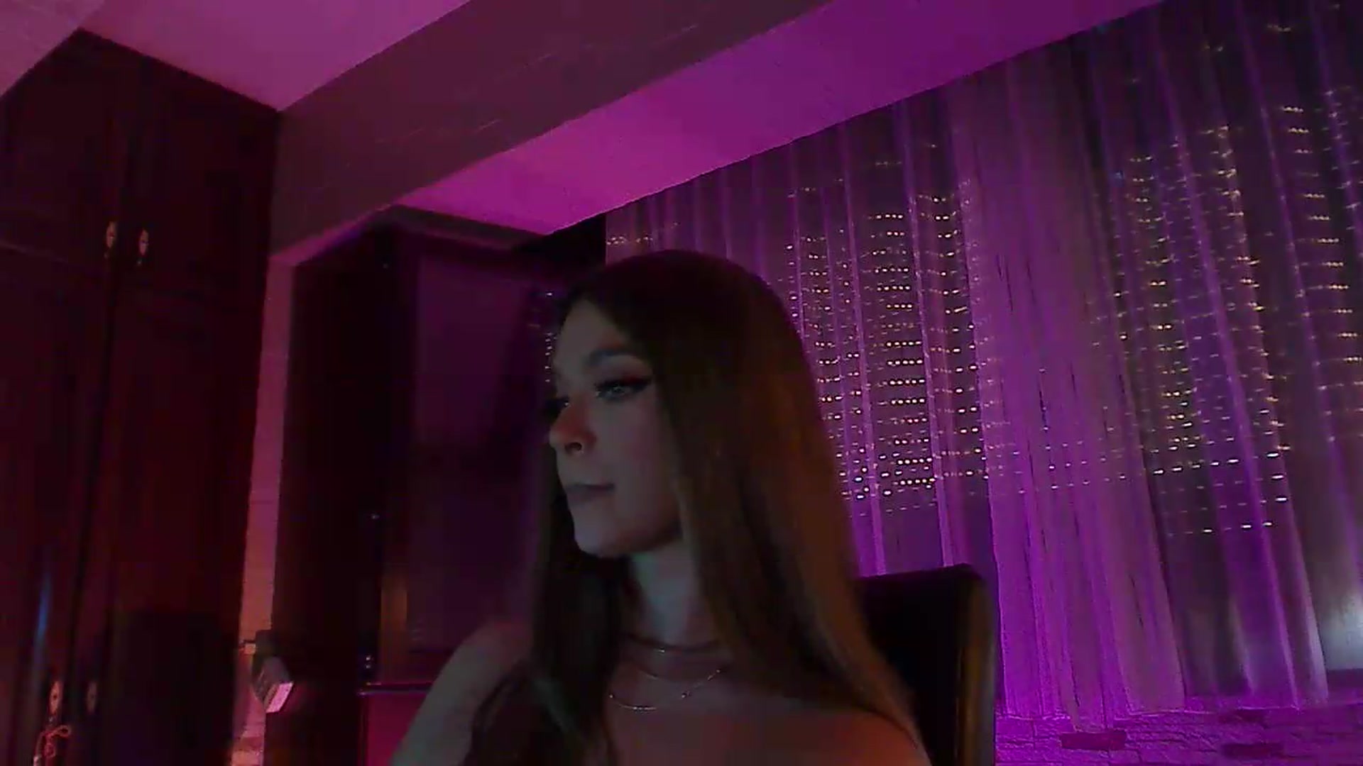 Gallery image thumbnail from No_bo_dy's myfreecams stream on, 06/20/2026, 03:07 image 12 of 20