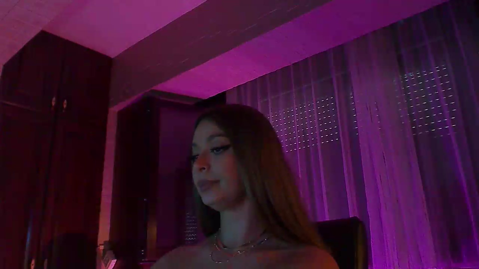 Gallery image thumbnail from No_bo_dy's myfreecams stream on, 06/20/2026, 05:39 image 18 of 20