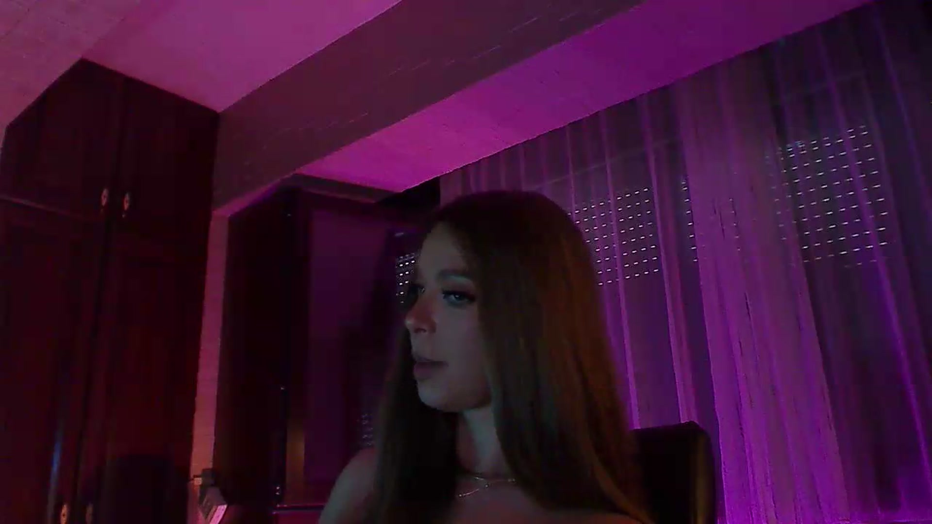 Gallery image thumbnail from No_bo_dy's myfreecams stream on, 06/20/2026, 05:39 image 16 of 20