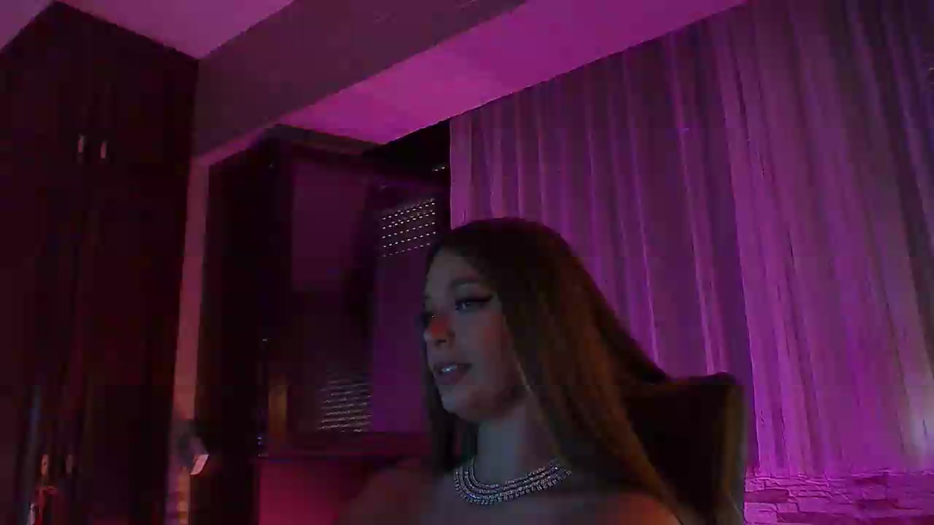 Gallery image thumbnail from No_bo_dy's myfreecams stream on, 06/22/2026, 03:23 image 6 of 20