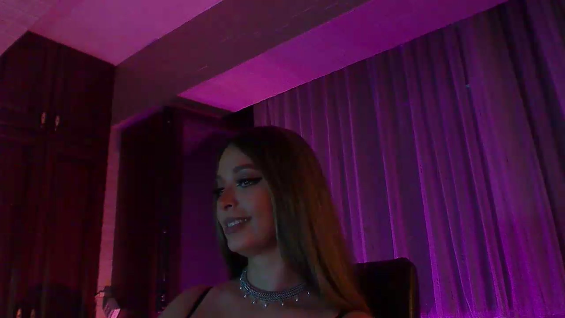Gallery image thumbnail from No_bo_dy's myfreecams stream on, 07/18/2026, 02:13 image 8 of 20