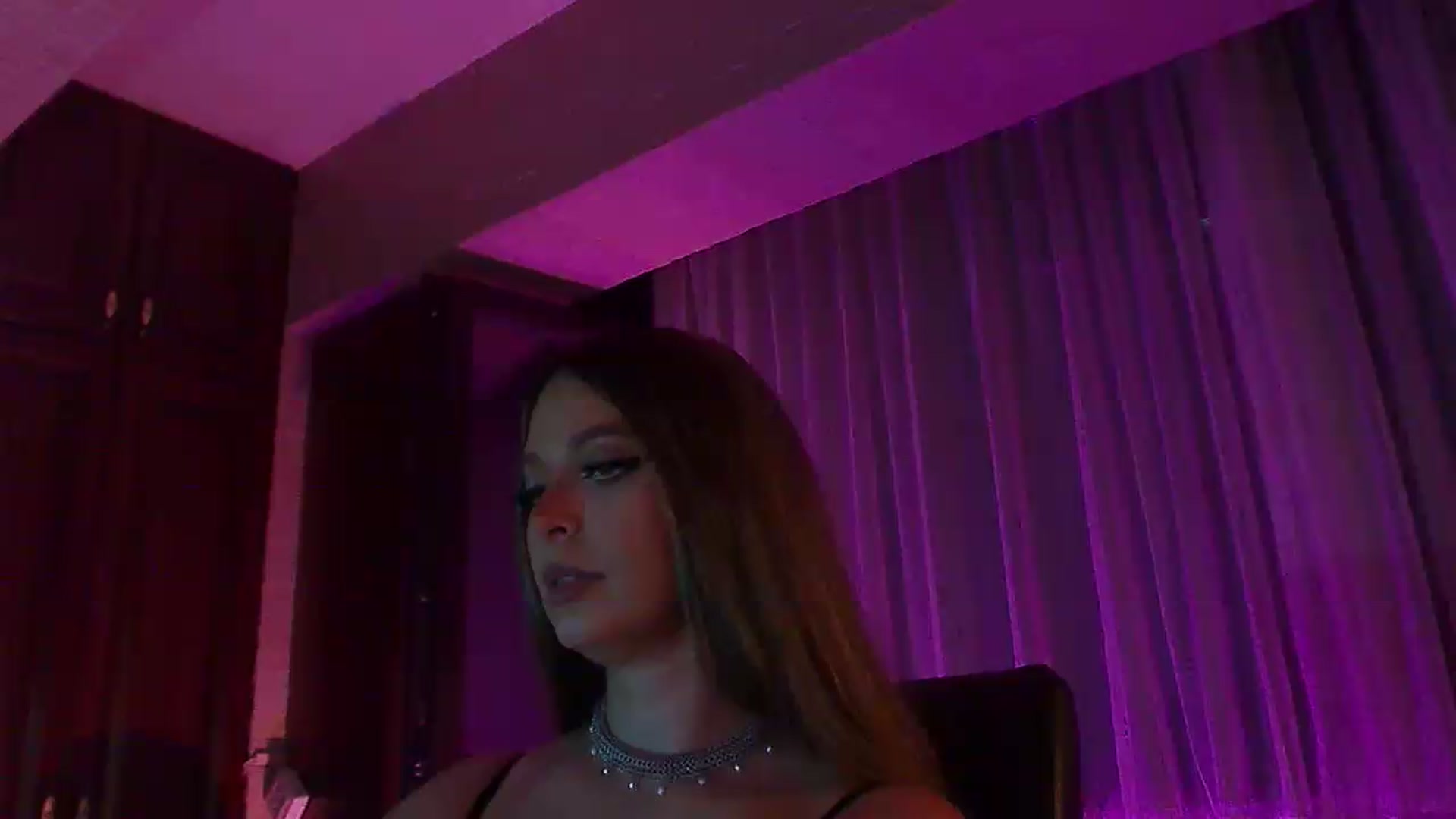 Gallery image thumbnail from No_bo_dy's myfreecams stream on, 07/18/2026, 02:13 image 10 of 20