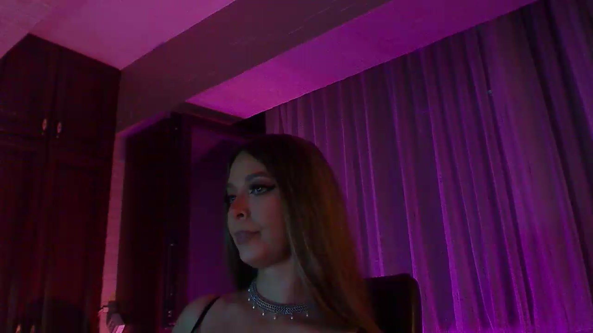 Gallery image thumbnail from No_bo_dy's myfreecams stream on, 07/18/2026, 02:13 image 20 of 20