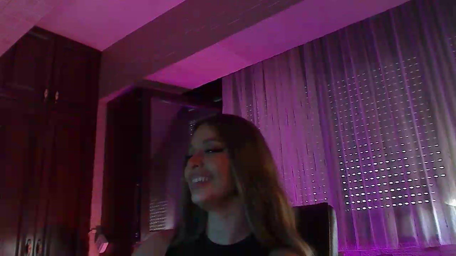 Gallery image thumbnail from No_bo_dy's myfreecams stream on, 07/19/2026, 04:23 image 17 of 20