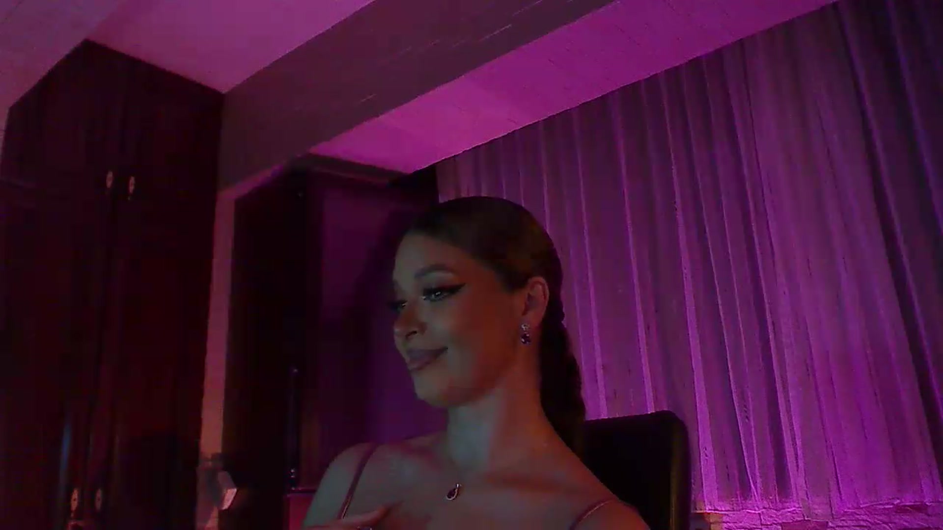 Gallery image thumbnail from No_bo_dy's myfreecams stream on, 07/26/2026, 23:53 image 20 of 20