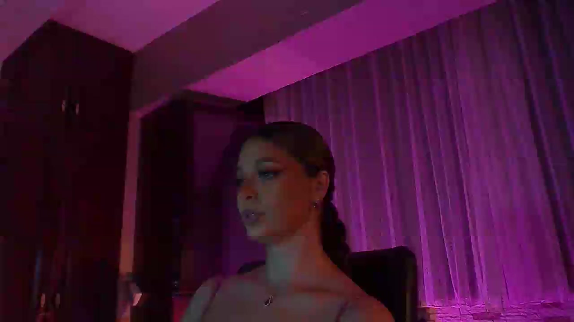 Gallery image thumbnail from No_bo_dy's myfreecams stream on, 07/27/2026, 01:30 image 8 of 20