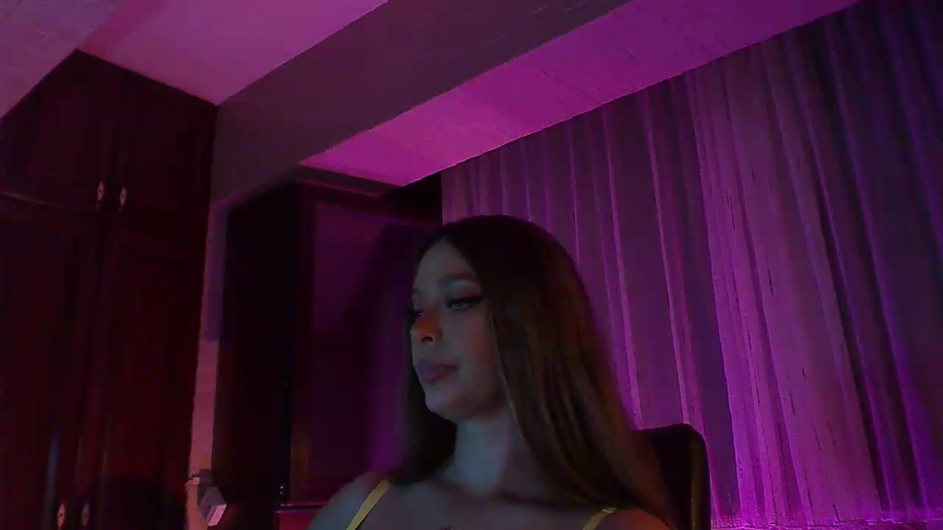 Gallery image thumbnail from No_bo_dy's myfreecams stream on, 08/01/2026, 01:45 image 6 of 20