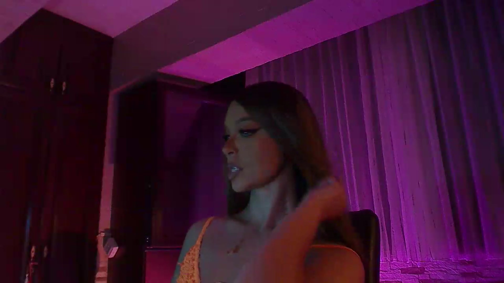 Gallery image thumbnail from No_bo_dy's myfreecams stream on, 08/02/2026, 24:19 image 10 of 20