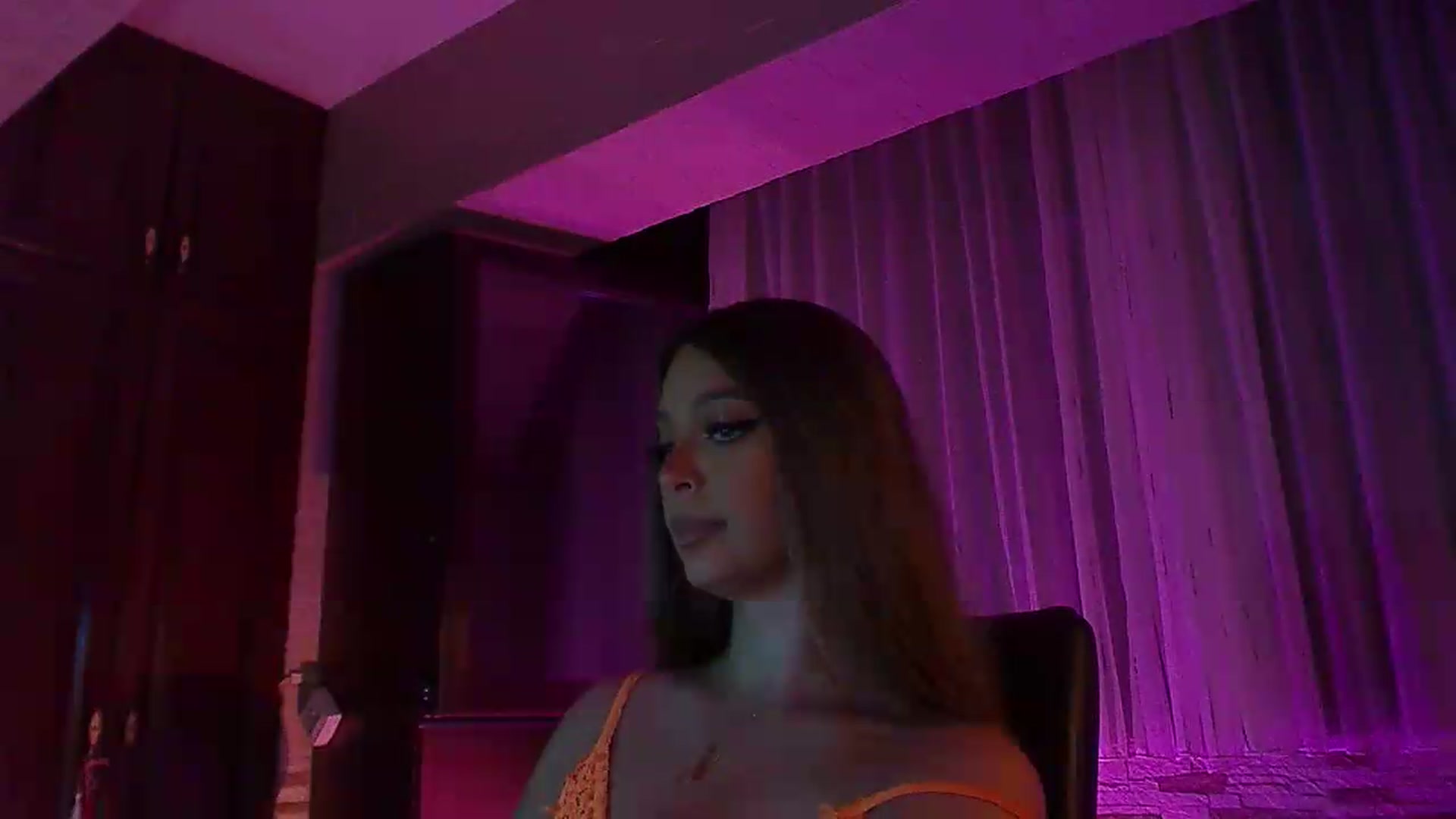 Gallery image thumbnail from No_bo_dy's myfreecams stream on, 08/02/2026, 24:19 image 4 of 20