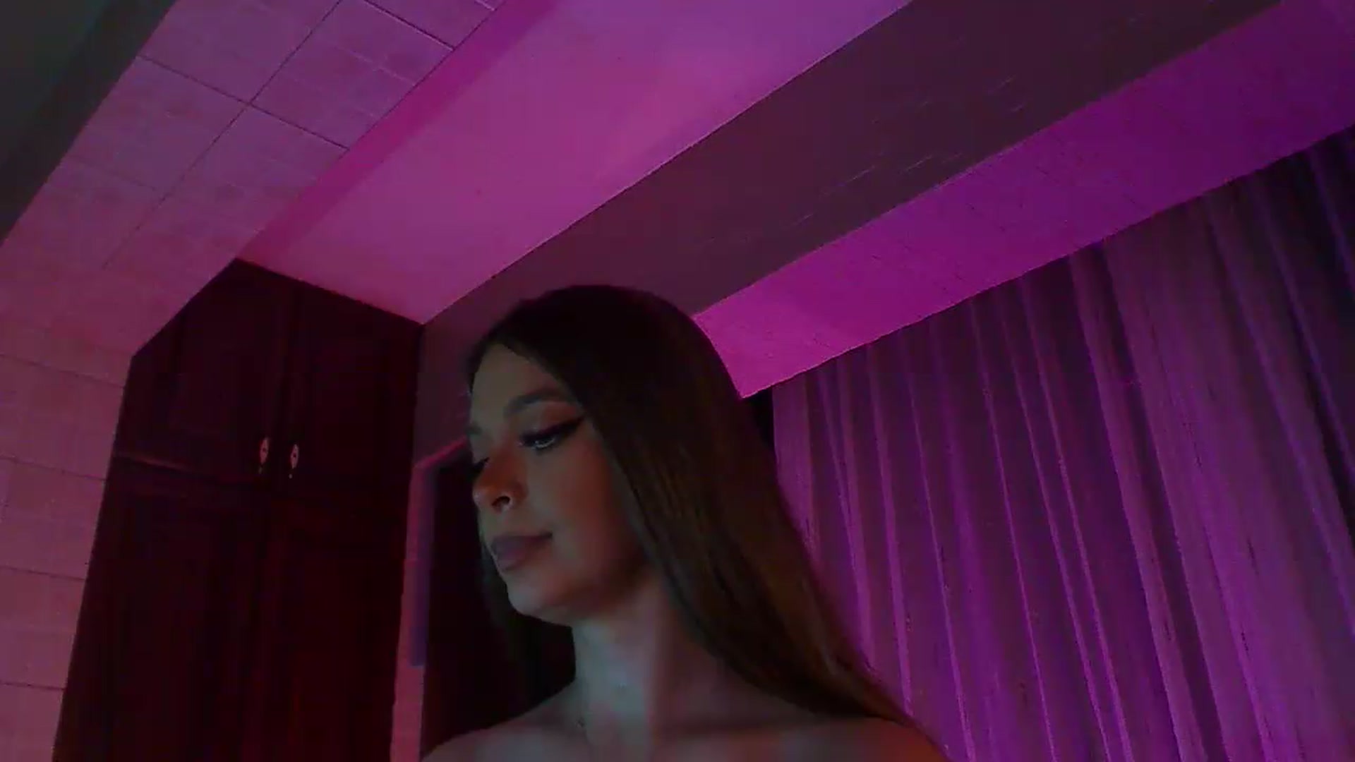 Gallery image thumbnail from No_bo_dy's myfreecams stream on, 08/02/2026, 01:56 image 6 of 20