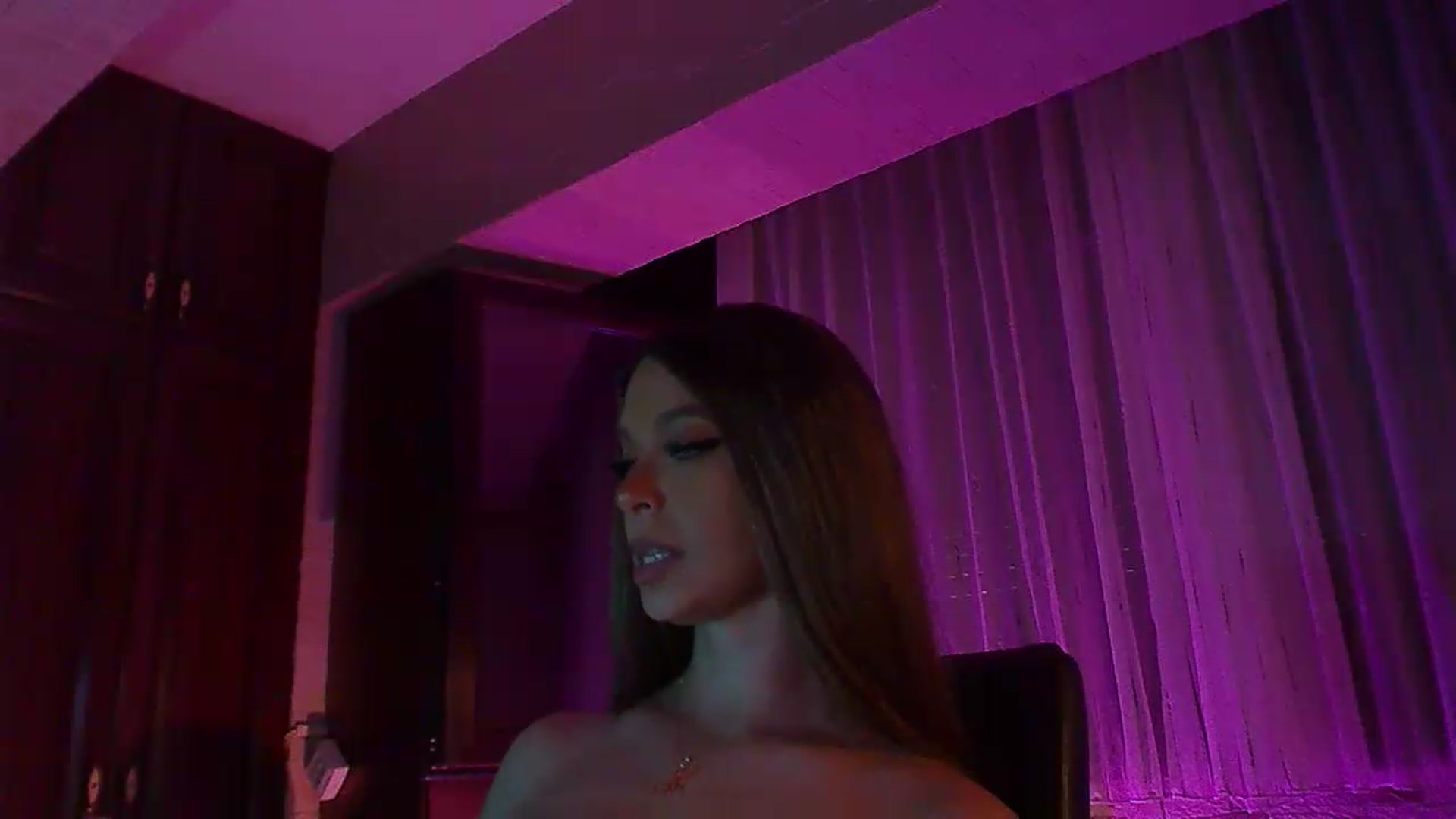 Gallery image thumbnail from No_bo_dy's myfreecams stream on, 08/02/2026, 02:46 image 6 of 20