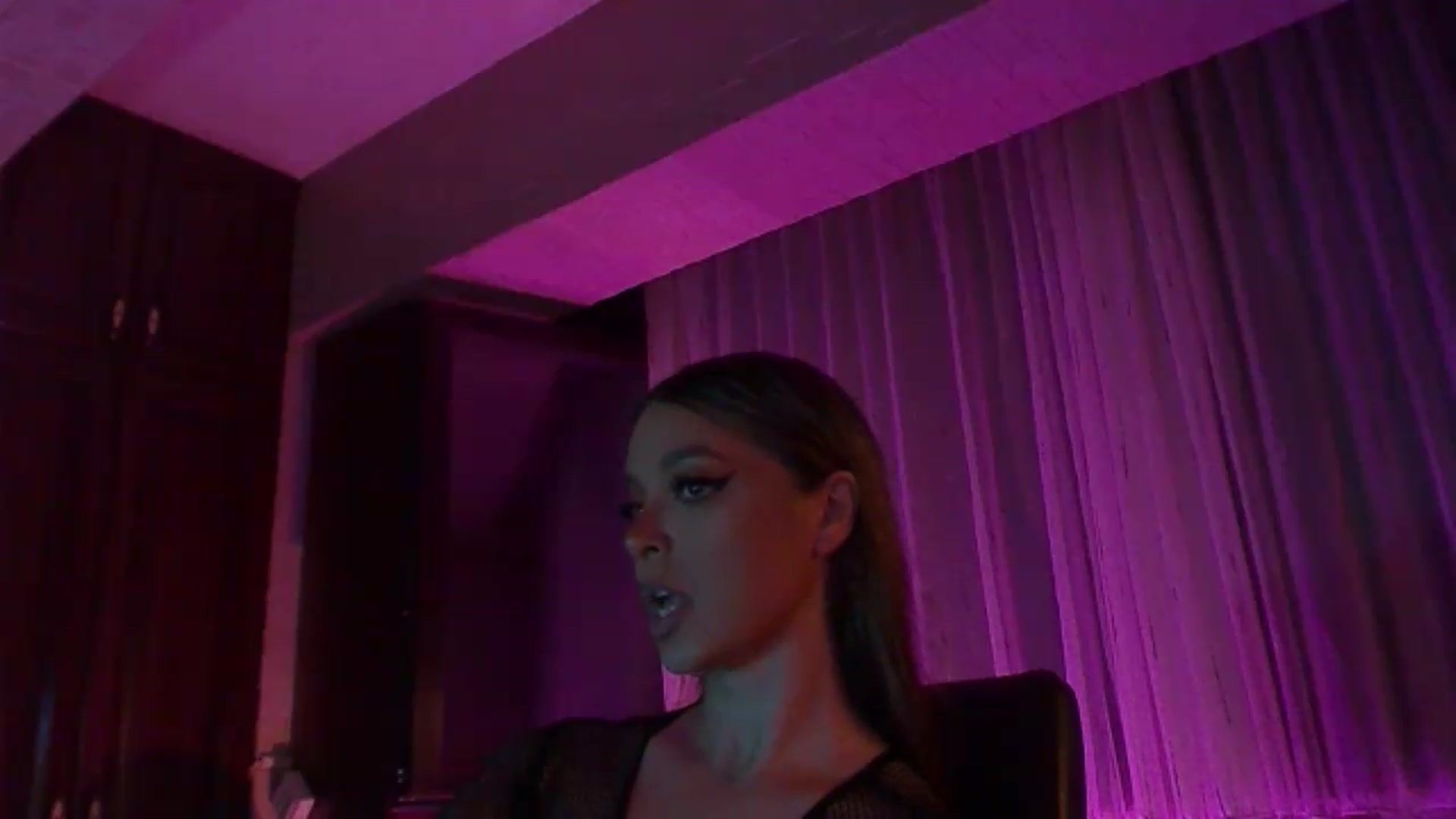 Gallery image thumbnail from No_bo_dy's myfreecams stream on, 08/02/2026, 23:59 image 14 of 20