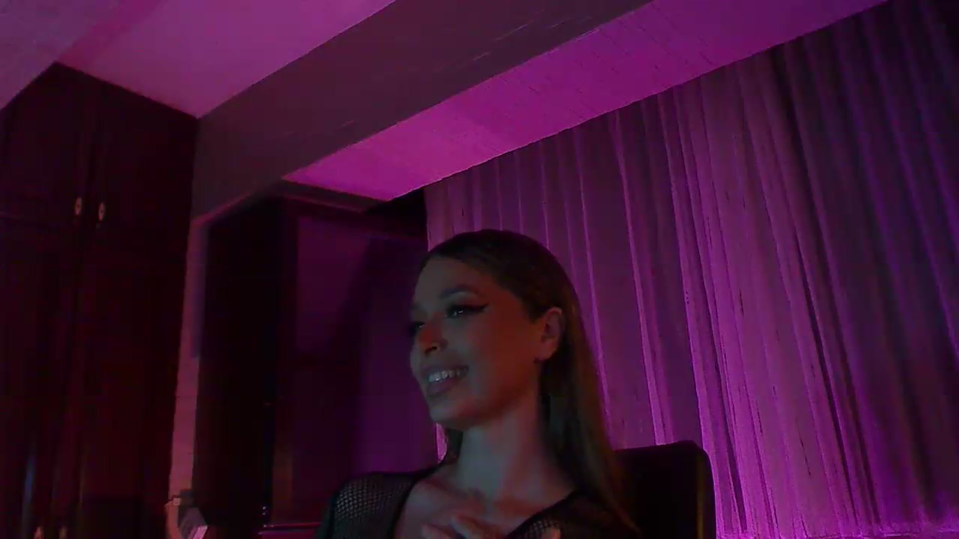 Gallery image thumbnail from No_bo_dy's myfreecams stream on, 08/02/2026, 23:59 image 12 of 20