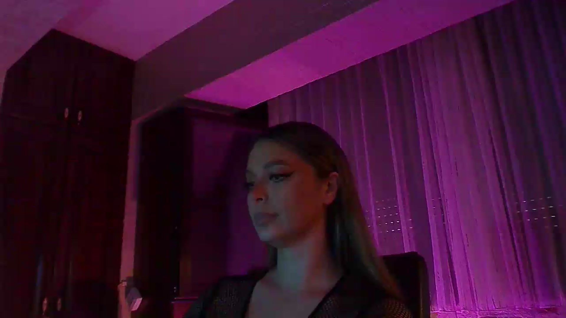 Gallery image thumbnail from No_bo_dy's myfreecams stream on, 08/03/2026, 02:58 image 1 of 20