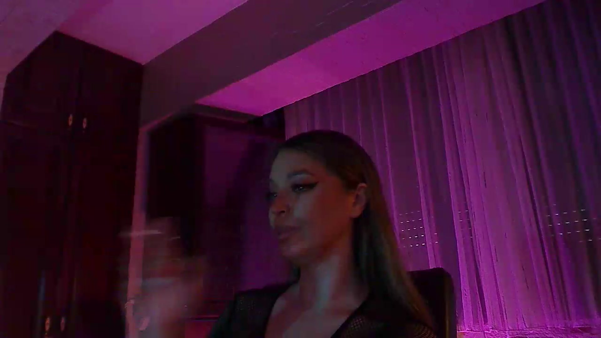 Gallery image thumbnail from No_bo_dy's myfreecams stream on, 08/03/2026, 02:58 image 6 of 20