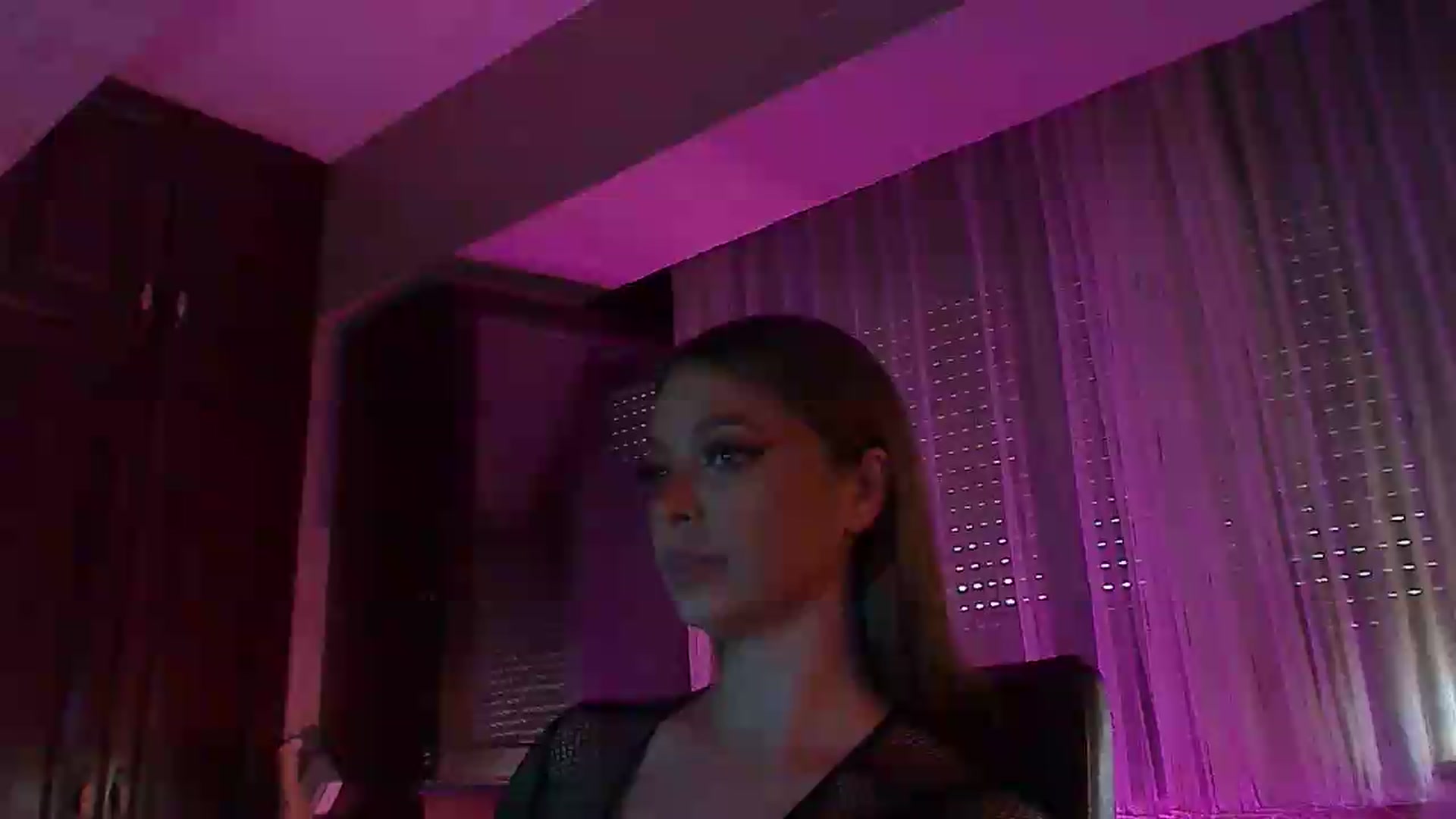 Gallery image thumbnail from No_bo_dy's myfreecams stream on, 08/03/2026, 04:00 image 8 of 20