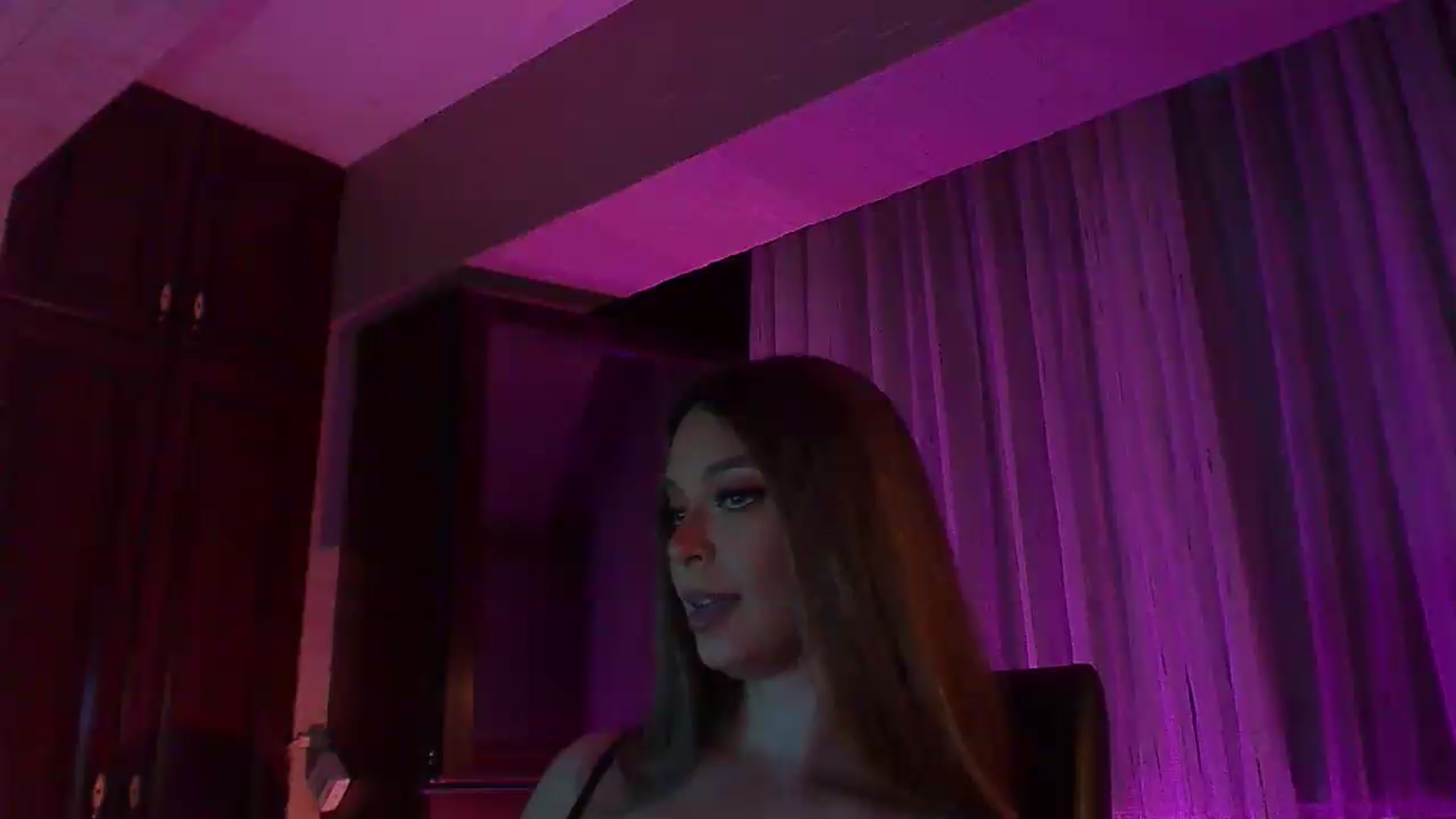Gallery image thumbnail from No_bo_dy's myfreecams stream on, 08/08/2026, 01:08 image 12 of 20