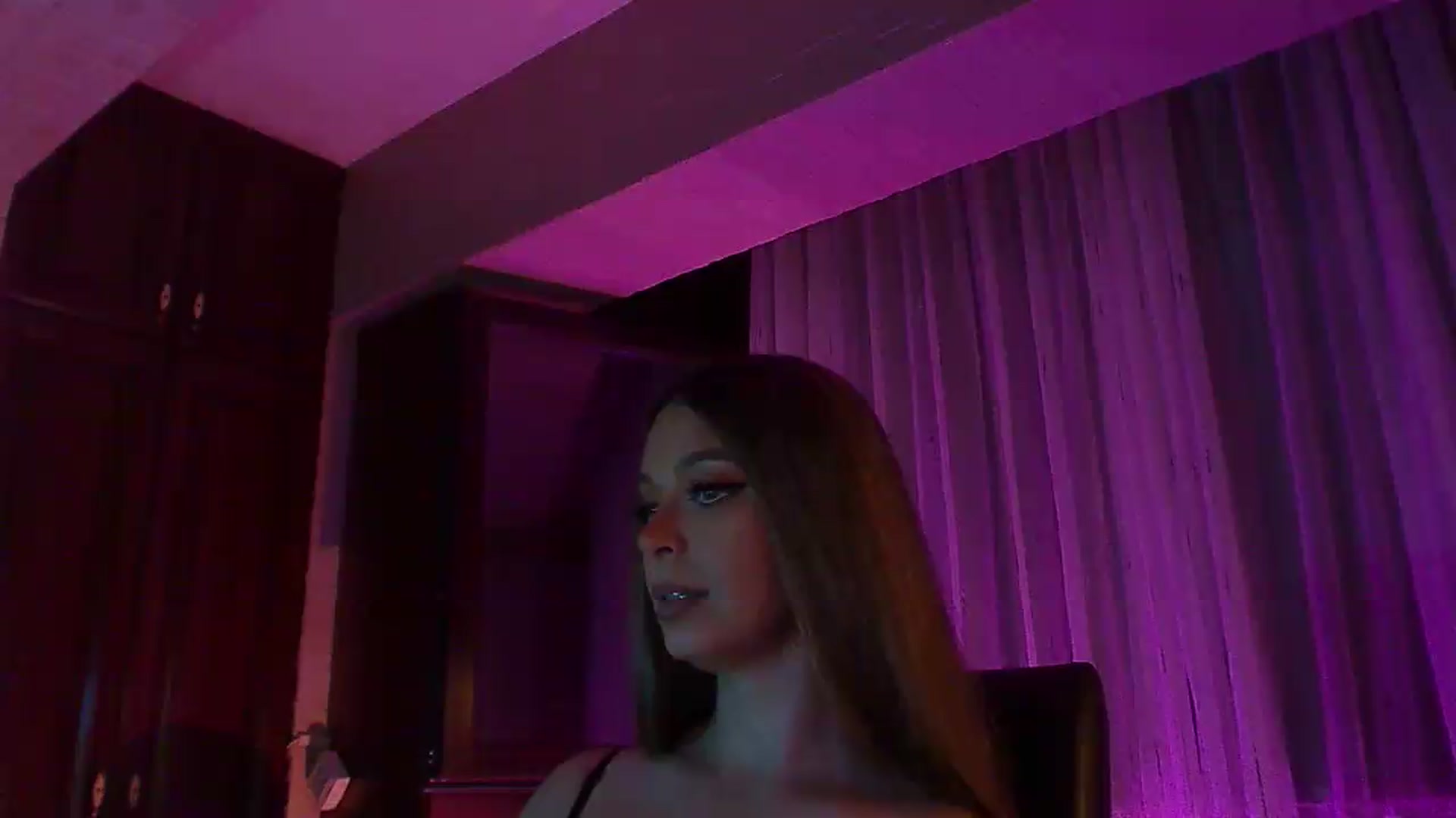 Gallery image thumbnail from No_bo_dy's myfreecams stream on, 08/08/2026, 01:08 image 8 of 20