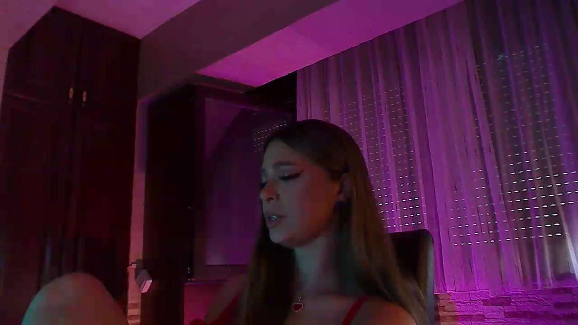Gallery image thumbnail from No_bo_dy's myfreecams stream on, 08/15/2026, 04:17 image 12 of 20