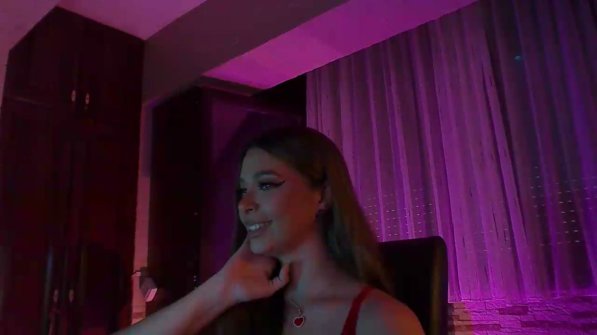 Gallery image thumbnail from No_bo_dy's myfreecams stream on, 08/15/2026, 04:17 image 2 of 20