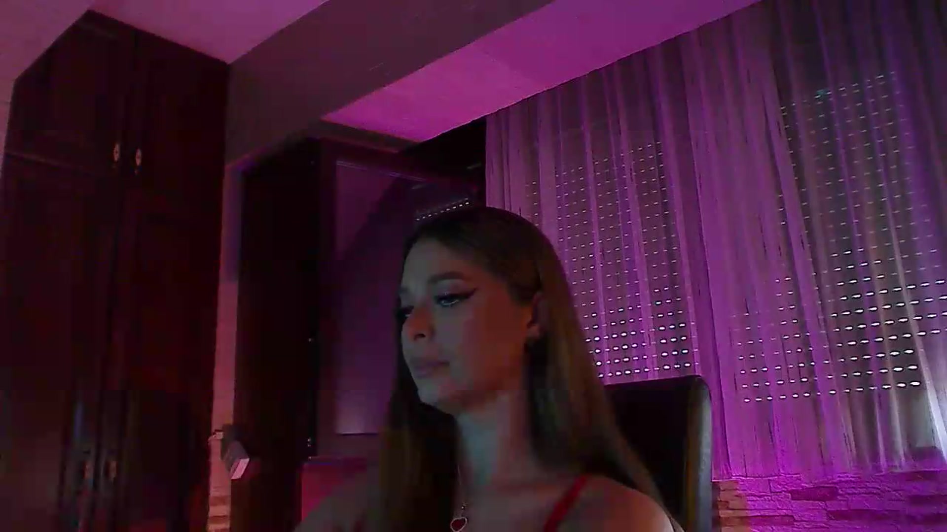 Gallery image thumbnail from No_bo_dy's myfreecams stream on, 08/15/2026, 04:17 image 16 of 20