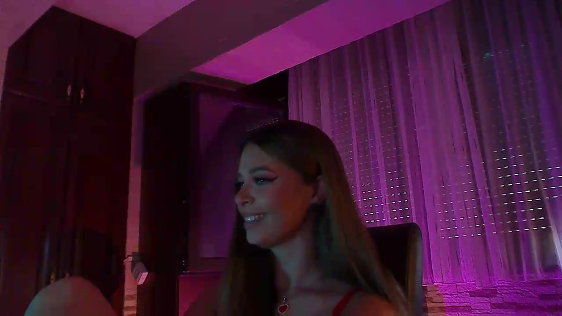 Gallery image thumbnail from No_bo_dy's myfreecams stream on, 08/15/2026, 04:17 image 10 of 20