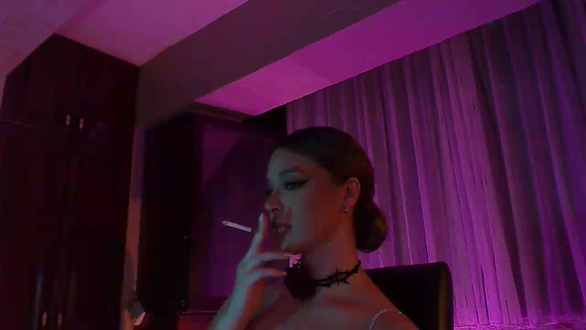 Gallery image thumbnail from No_bo_dy's myfreecams stream on, 08/16/2026, 01:35 image 7 of 20