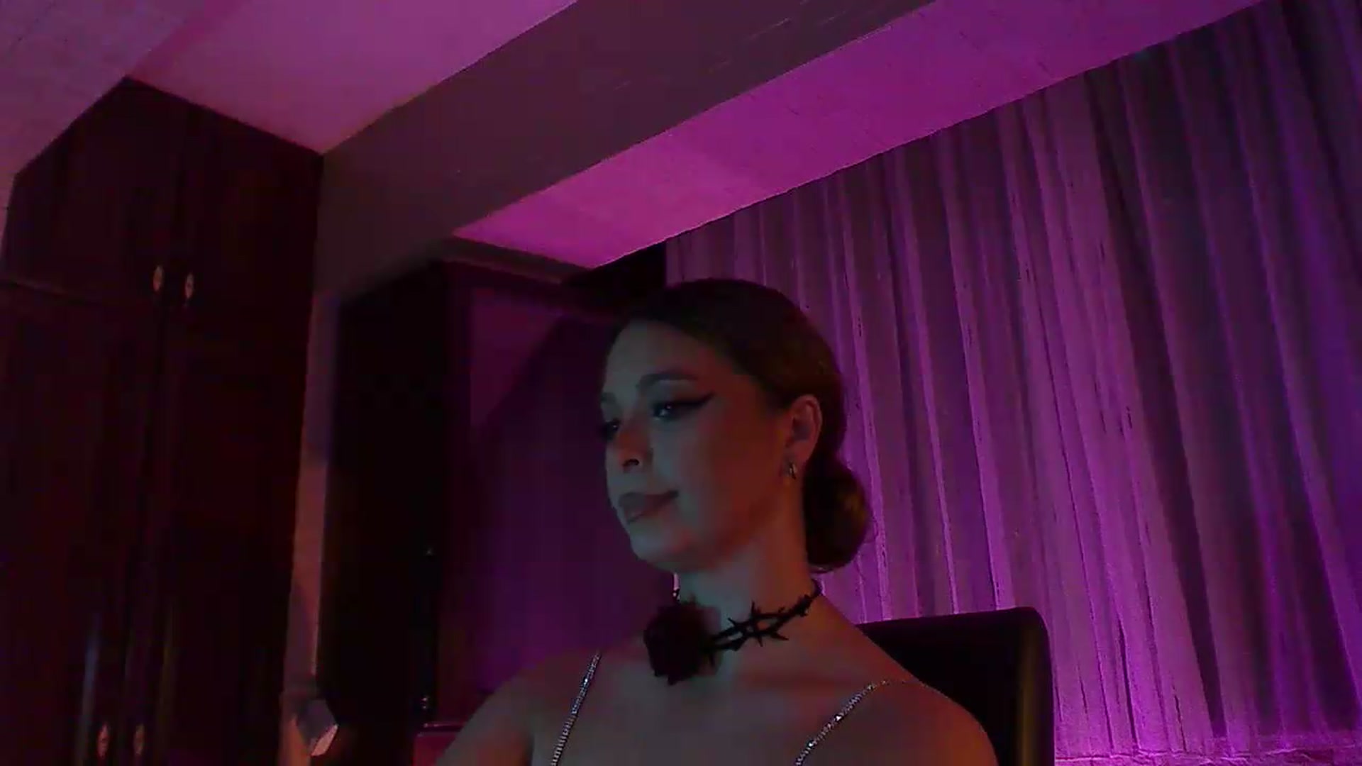 Gallery image thumbnail from No_bo_dy's myfreecams stream on, 08/16/2026, 01:35 image 8 of 20