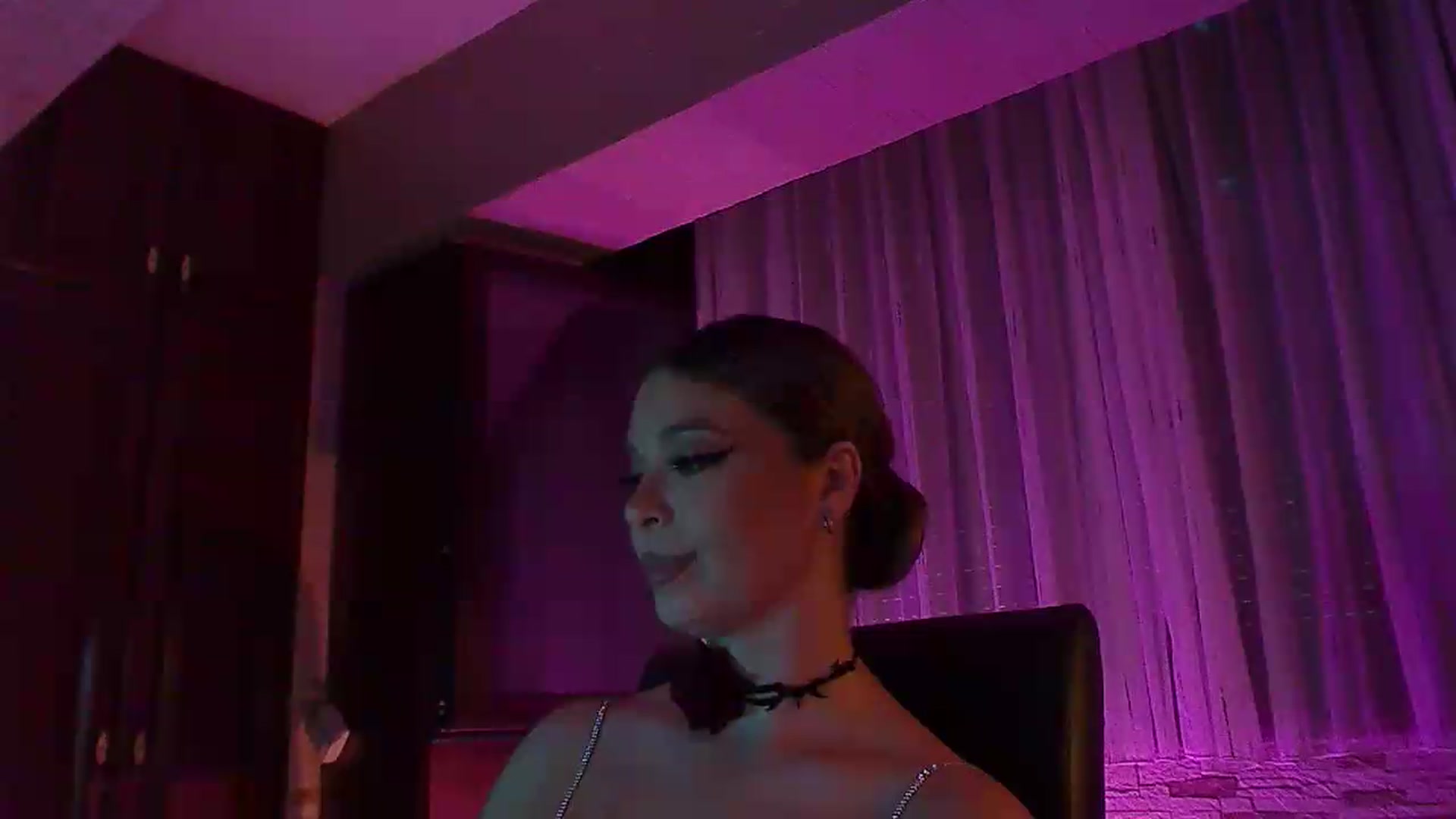Gallery image thumbnail from No_bo_dy's myfreecams stream on, 08/16/2026, 03:38 image 5 of 20