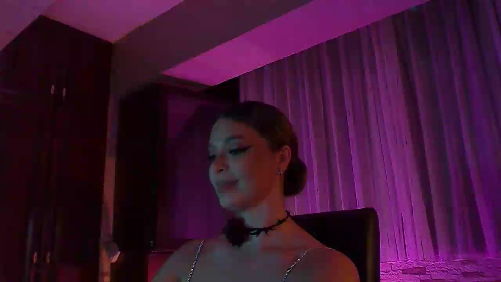 Gallery image thumbnail from No_bo_dy's myfreecams stream on, 08/16/2026, 03:38 image 1 of 20