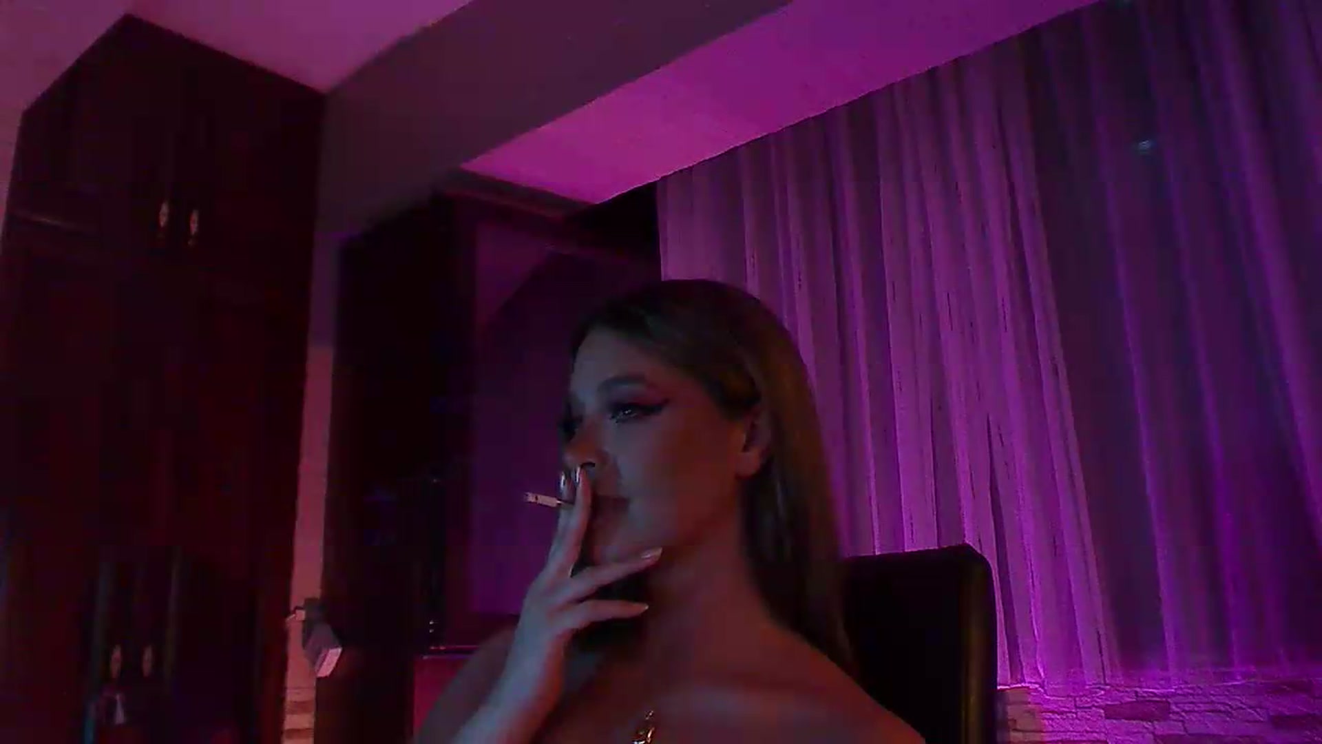 Gallery image thumbnail from No_bo_dy's myfreecams stream on, 08/22/2026, 02:45 image 13 of 20
