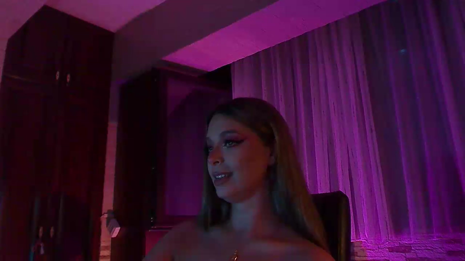 Gallery image thumbnail from No_bo_dy's myfreecams stream on, 08/22/2026, 02:45 image 5 of 20