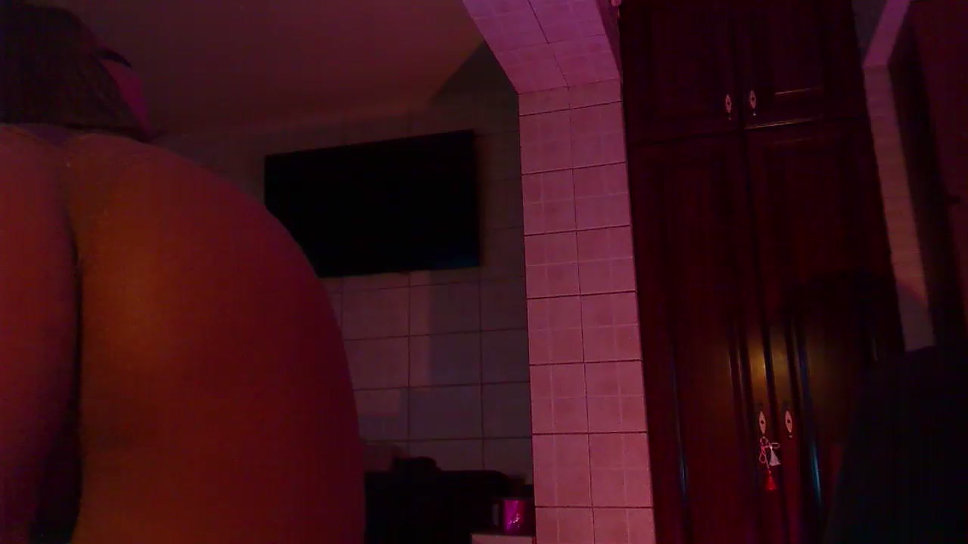 Gallery image thumbnail from No_bo_dy's myfreecams stream on, 08/29/2026, 23:35 image 13 of 20