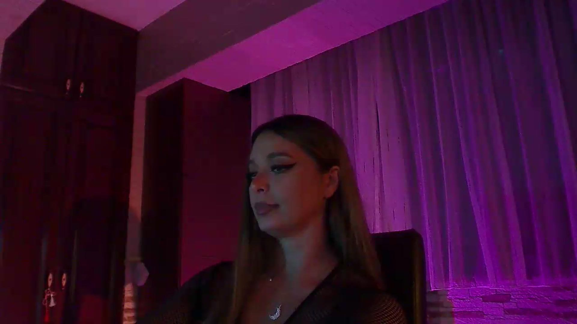 Gallery image thumbnail from No_bo_dy's myfreecams stream on, 08/30/2026, 02:03 image 7 of 20