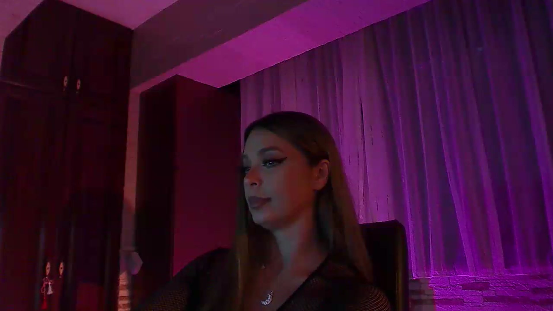Gallery image thumbnail from No_bo_dy's myfreecams stream on, 08/30/2026, 02:03 image 9 of 20